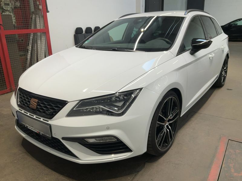 Seat Leon 2.0 TSI — фото 1