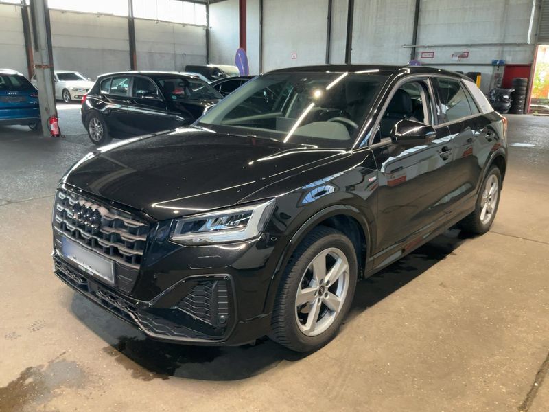 Audi Q2 35 TFSI — фото 1