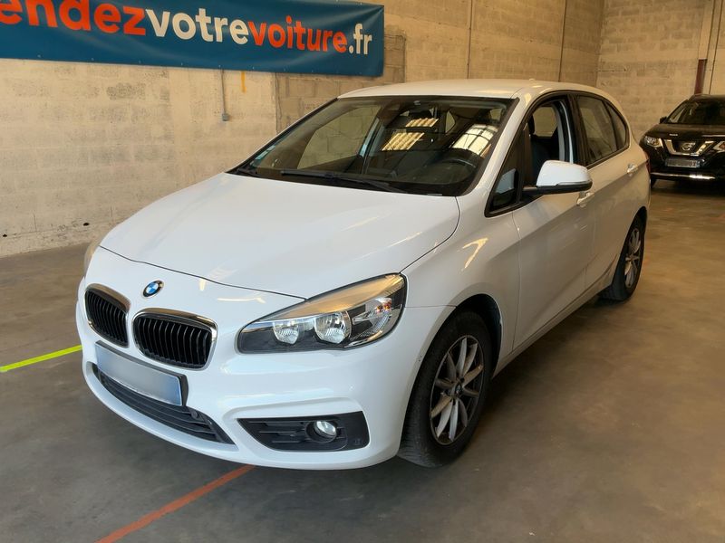BMW 2er 218i Active Tourer — 1/8