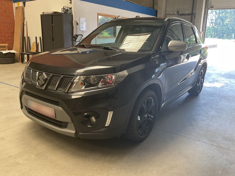 Suzuki Vitara 1.4 BoosterJet — 1/8