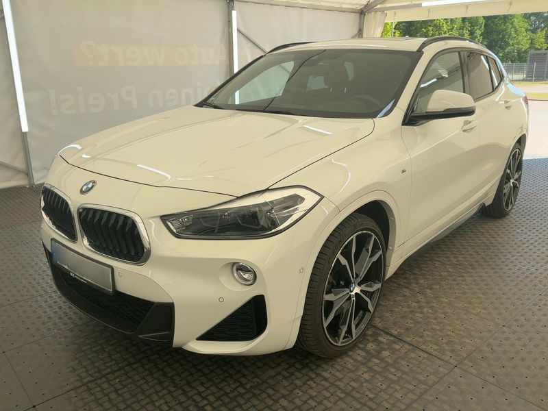 BMW X2 sDrive 20i — 1/8