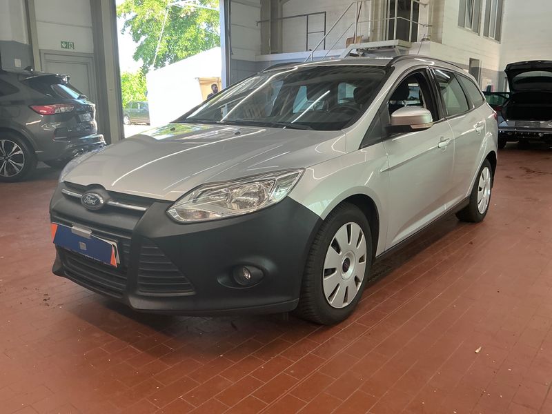 Ford Focus 1.6 Ti-VCT — фото 1