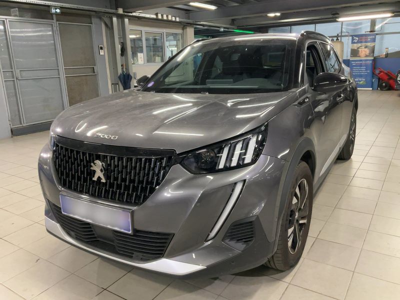 Peugeot 2008 1.2 PureTech — 1/8