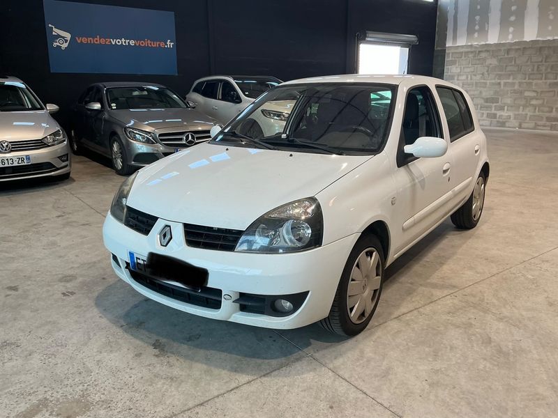 Renault Clio 1.4 — 1/8