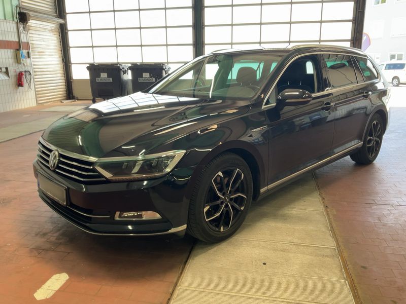 Volkswagen Passat 2.0 TDI — 1/8