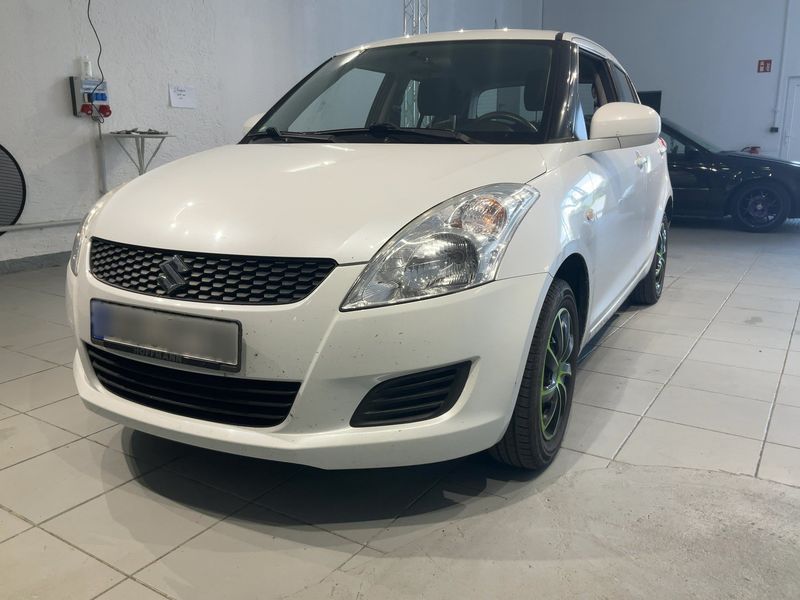 Suzuki Swift 1.2 — 1/8