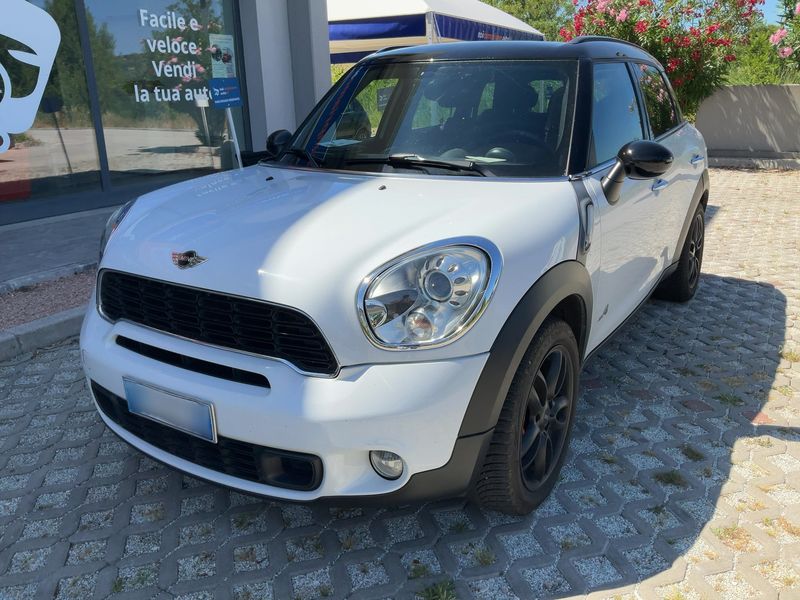 MINI Countryman Cooper SD — 1/8