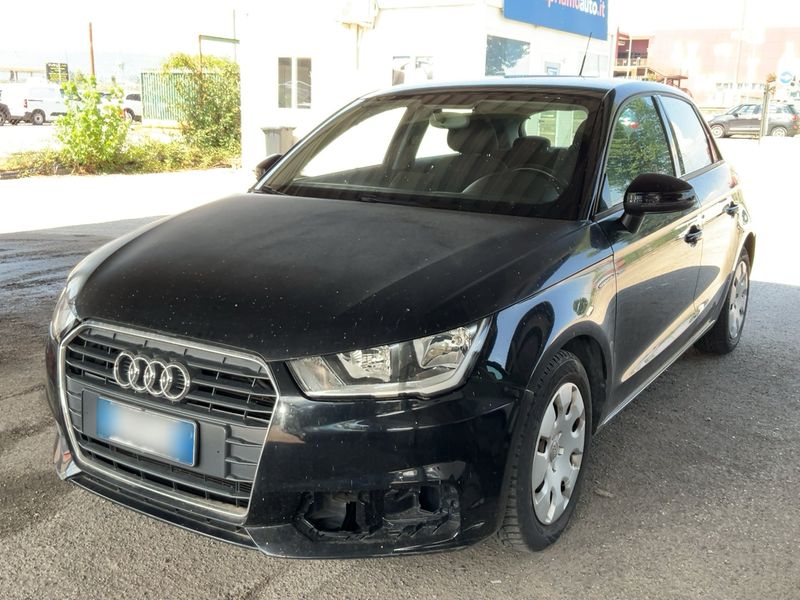 Audi A1 Sportback 1.4 TDI — 1/8