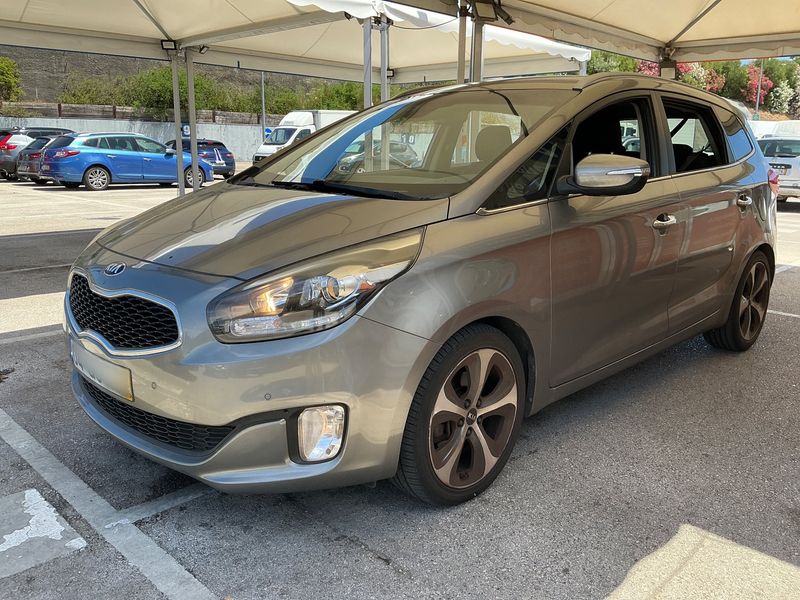 Kia Carens 1.7 CRDi — 1/8