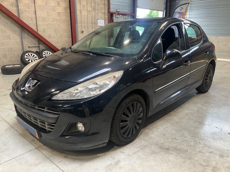 Peugeot 207 1.4 VTi — 1/8