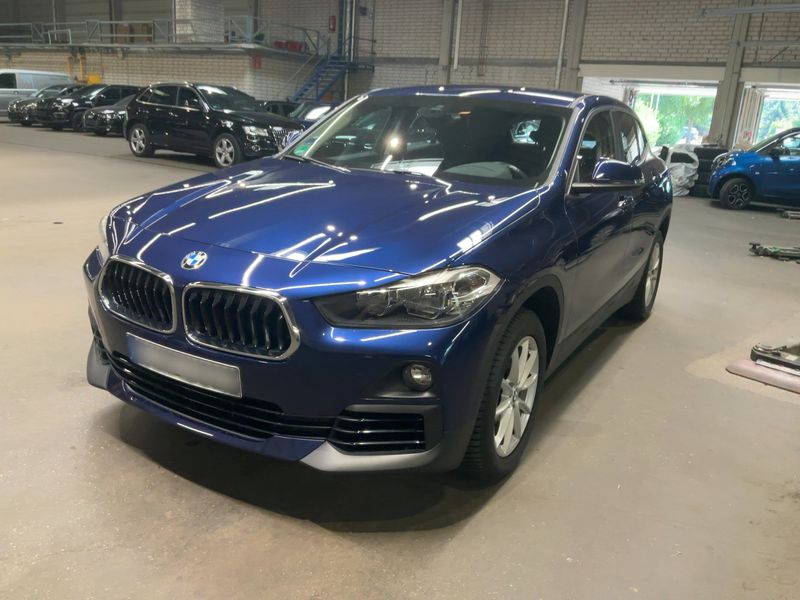 BMW X2 sDrive 18i — 1/8