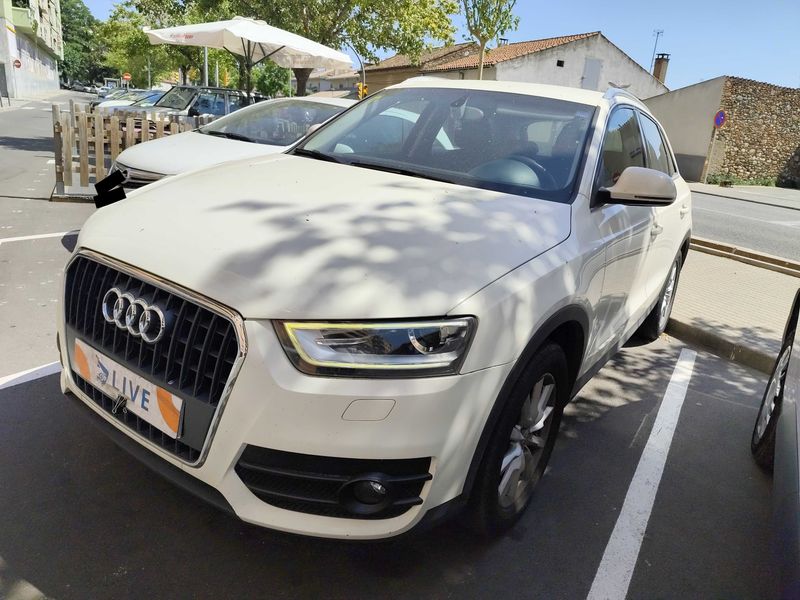 Audi Q3 2.0 TDI — фото 1