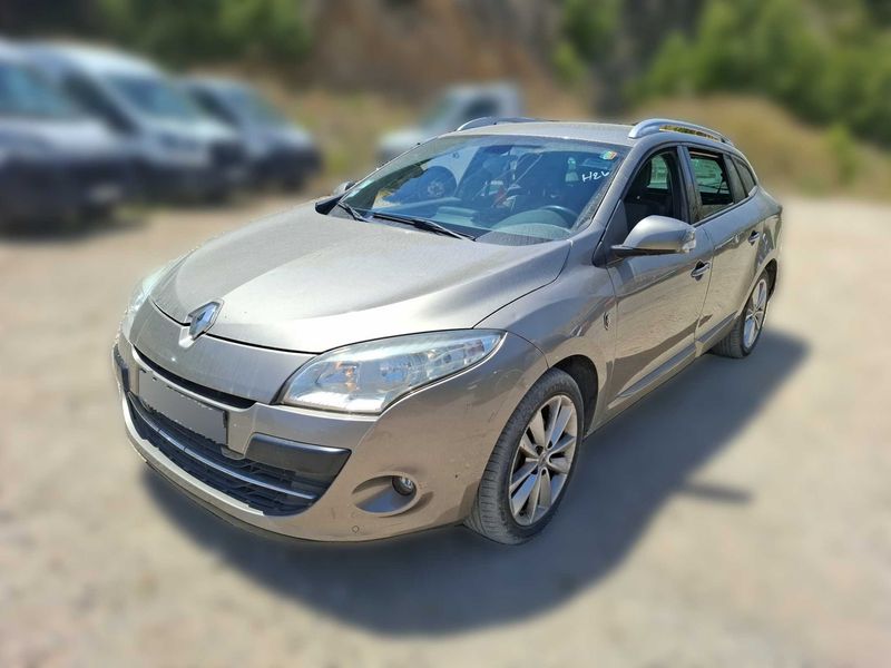 Renault Megane 1.5 dCi — 1/8