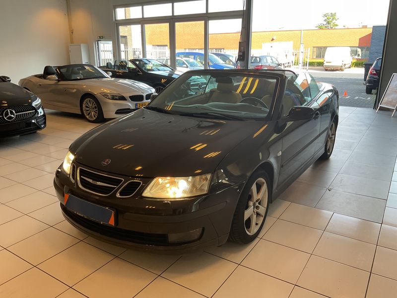 Saab 9-3 2.0 — 1/8