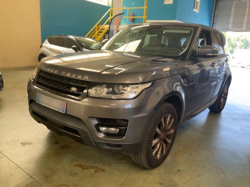 Land Rover Range Rover Sport 3.0 SD V6 — 1/8