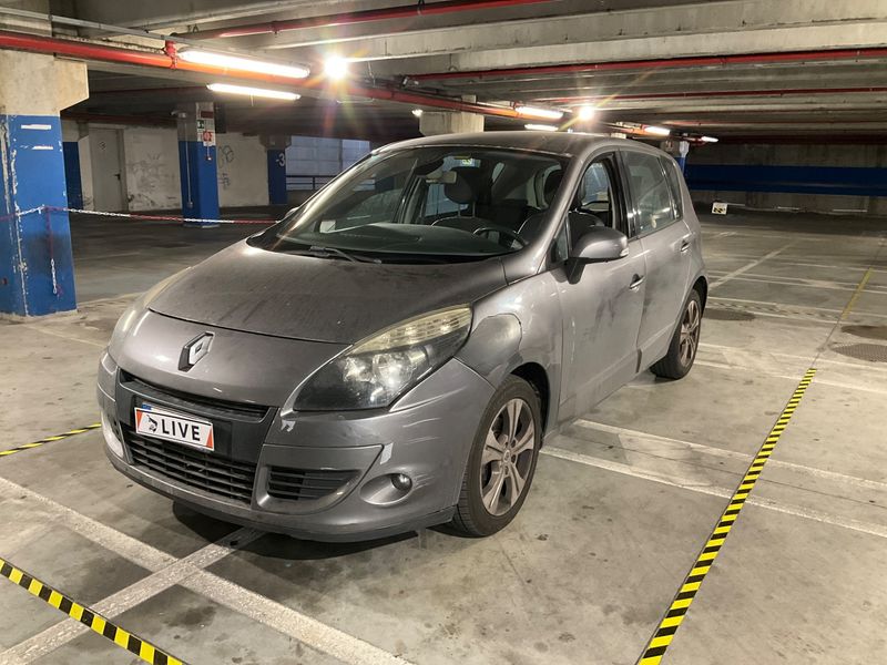 Renault Scenic 1.5 dCi — 1/8