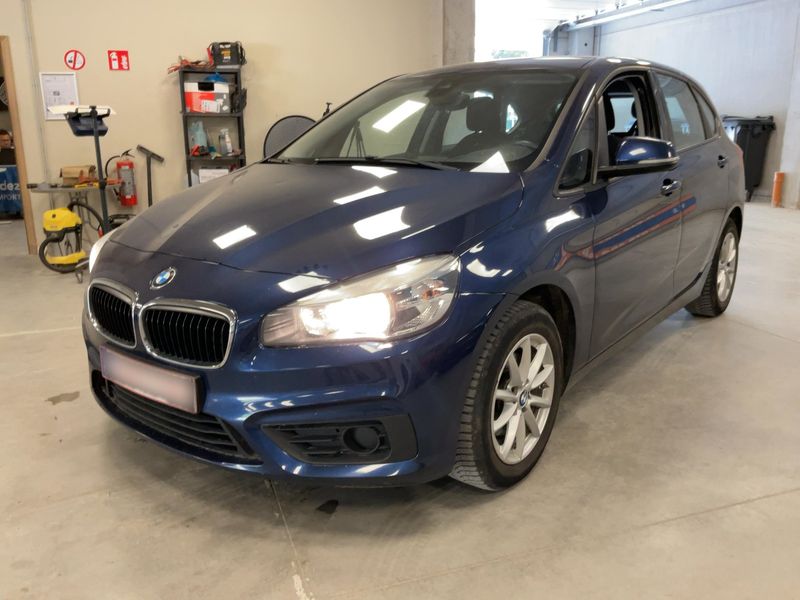 BMW 2er 216d Active Tourer — 1/8
