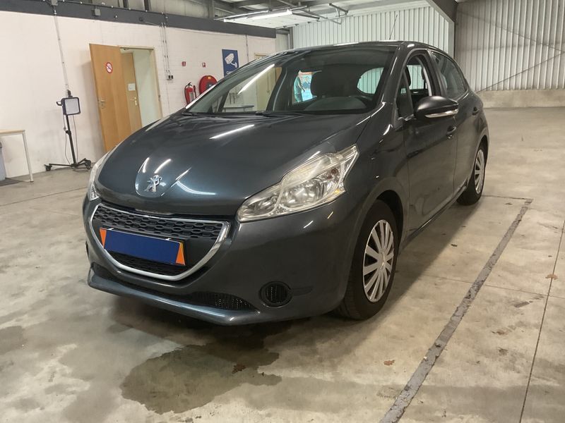 Peugeot 208 1.0 VTi — фото 1