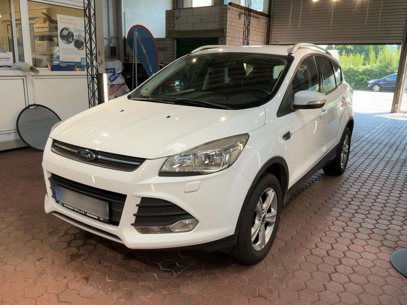 Ford Kuga 1.5 EcoBoost — 1/8
