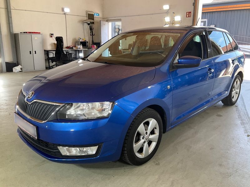Skoda Rapid Spaceback 1.2 TSI — 1/8