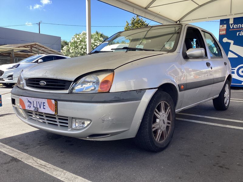 Ford Fiesta 1.25 — фото 1