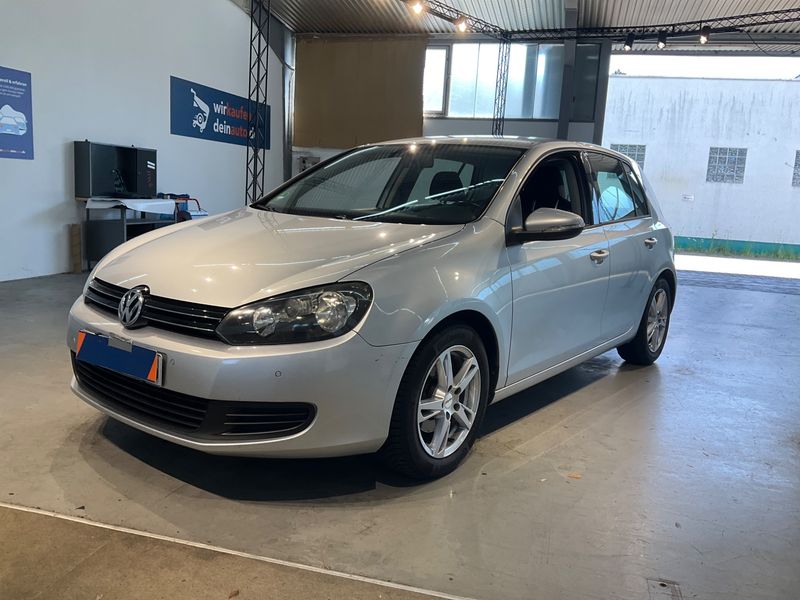 Volkswagen Golf VI 1.6 TDI — 1/8