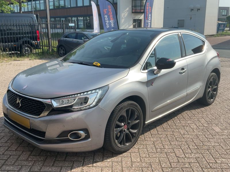 DS Automobiles DS4 1.2 PureTech — 1/8