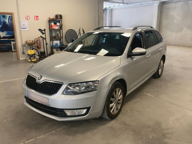 Skoda Octavia 1.6 TDI — 1/8