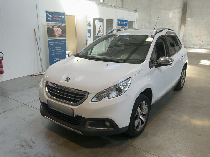 Peugeot 2008 1.2 e-THP — 1/8