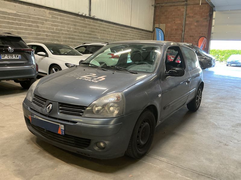 Renault Clio 1.5 dCi — 1/8