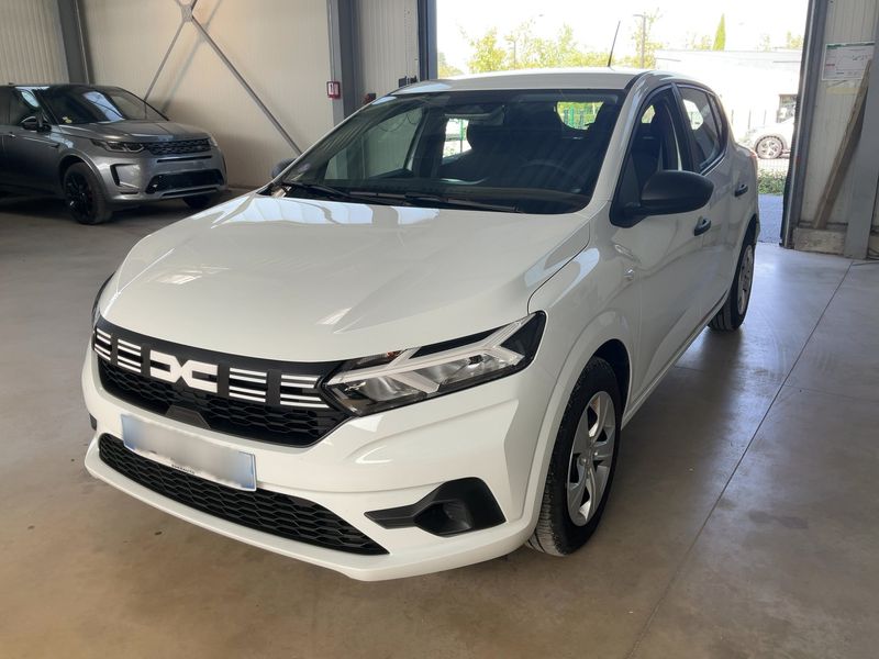 Dacia Sandero 1.0 SCe — 1/8