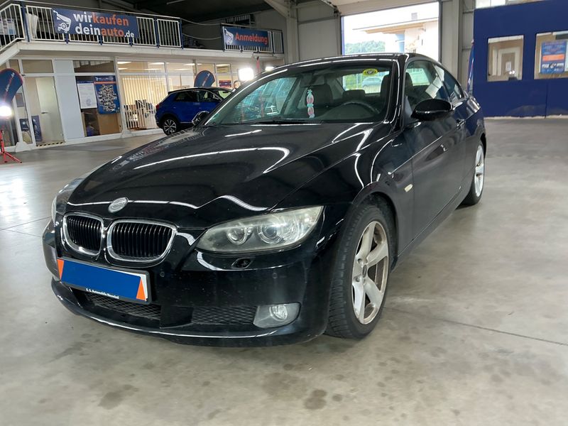 BMW 3er 320i — фото 1
