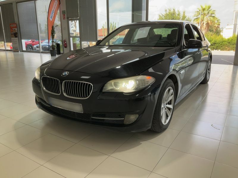 BMW 5er 520d — фото 1