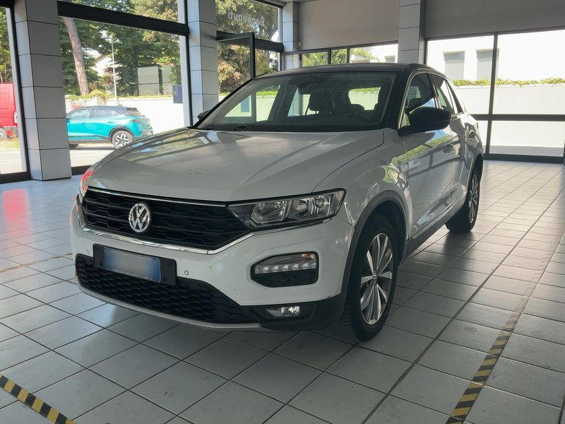 Volkswagen T-Roc 1.0 TSI — 1/8