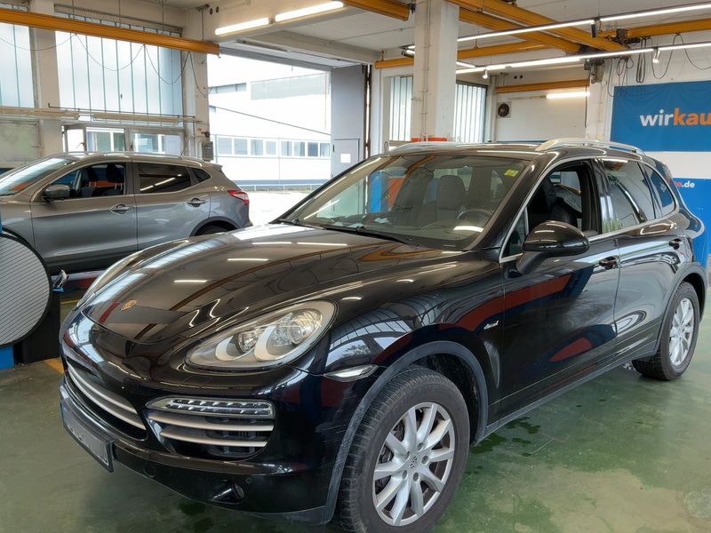 Porsche Cayenne Diesel — 1/8