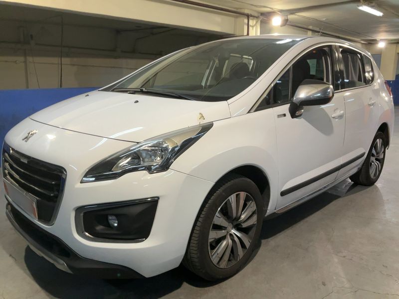 Peugeot 3008 1.6 Blue-HDi — 1/8