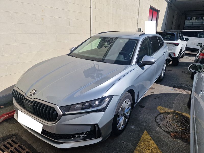 Skoda Superb 2.0 TDI — фото 1