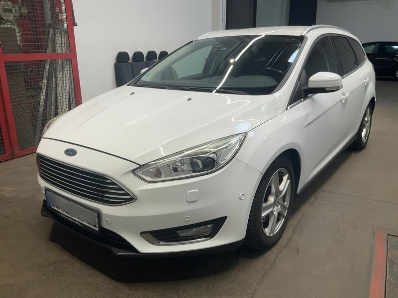 Ford Focus 2.0 TDCi — 1/8