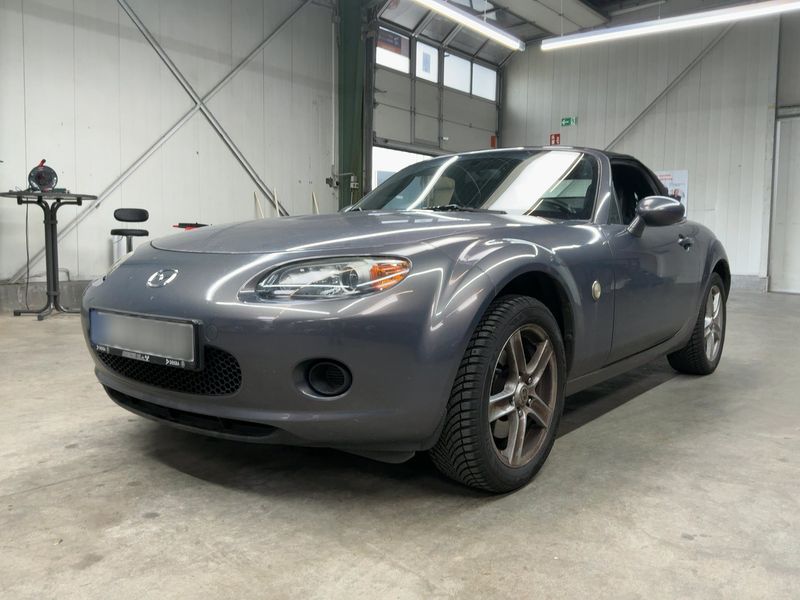 Mazda MX-5 1.8 — 1/8