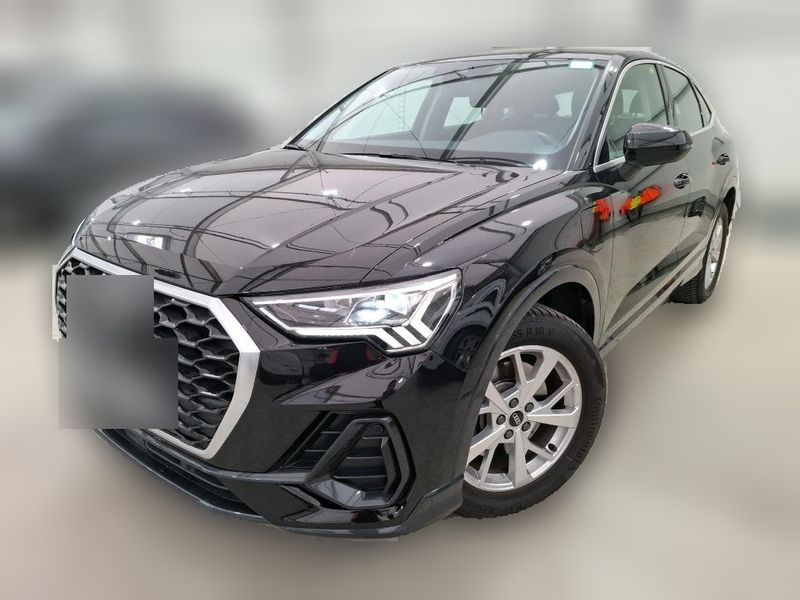 Audi Q3 Sportback 45 TFSIe — 1/8