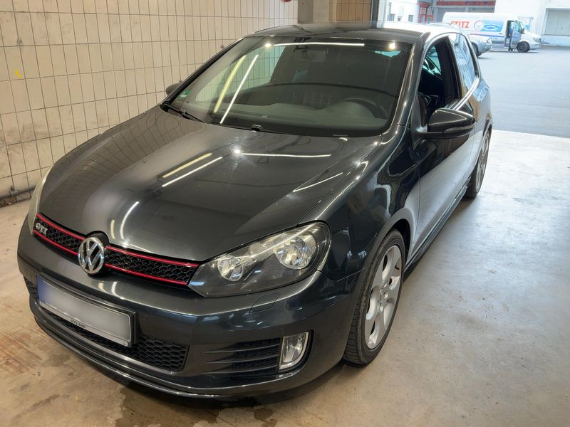 Volkswagen Golf VI 2.0 TSI — 1/8