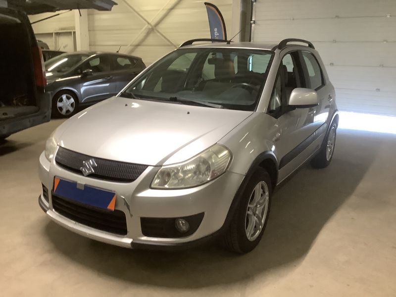Suzuki SX4 1.6 DDiS — 1/8