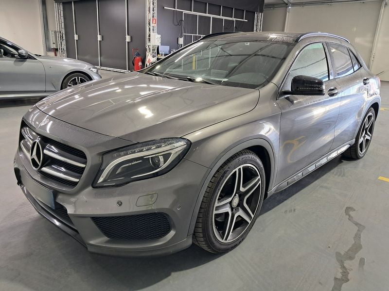 Mercedes-Benz GLA-Klasse GLA 220 d — фото 1
