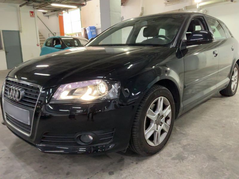 Audi A3 Sportback 1.4 TFSI — 1/8