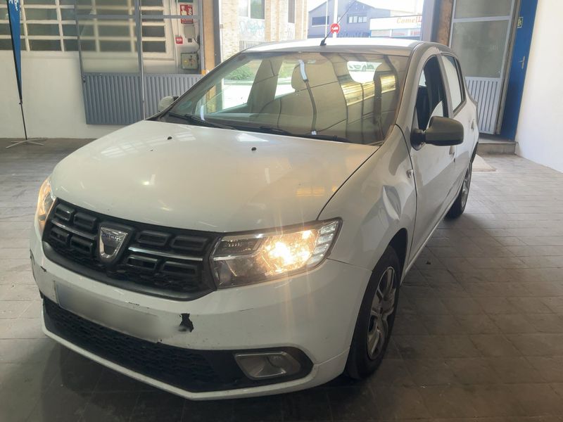 Dacia Sandero 0.9 TCe — 1/8