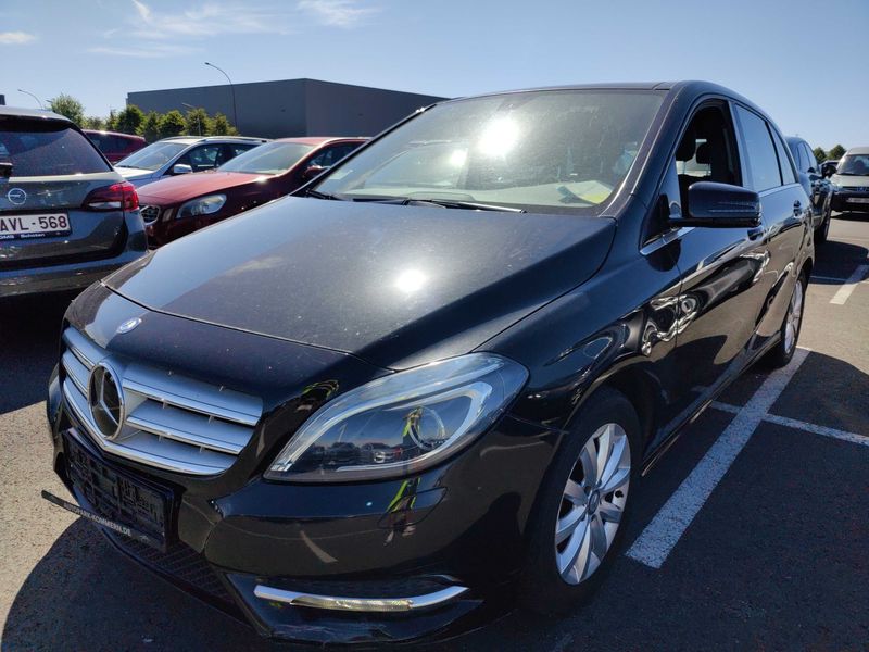 Mercedes-Benz B-Klasse B 200 CDI — 1/8