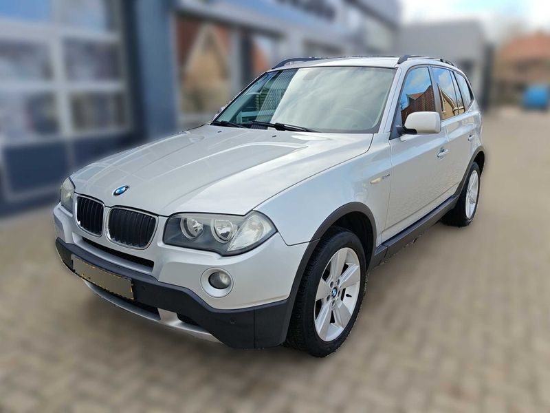 BMW X3 2.0i — 1/8