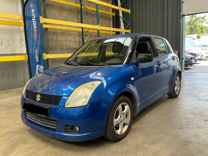 Suzuki Swift 1.3 — 1/8