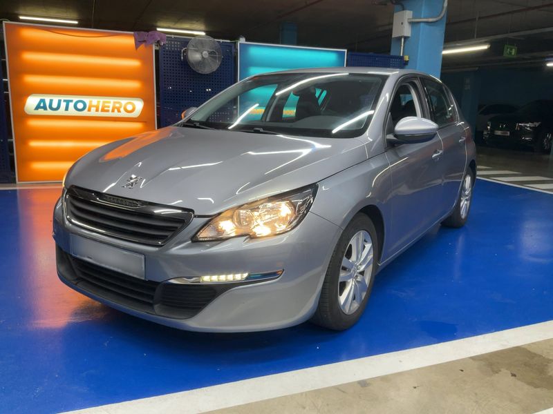 Peugeot 308 1.6 HDi — 1/8