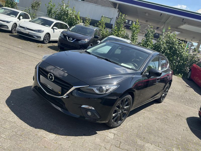 Mazda 3 2.2 Turbodiesel — 1/8